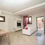 La Casetta Di Chiara Bed & Breakfast 4*