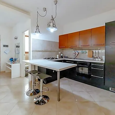 La Casetta Di Chiara Bed & Breakfast 4*